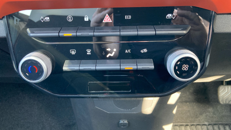 Dacia Spring 27kWh Expression 65 48kW 5dr Auto Electric Hatchback